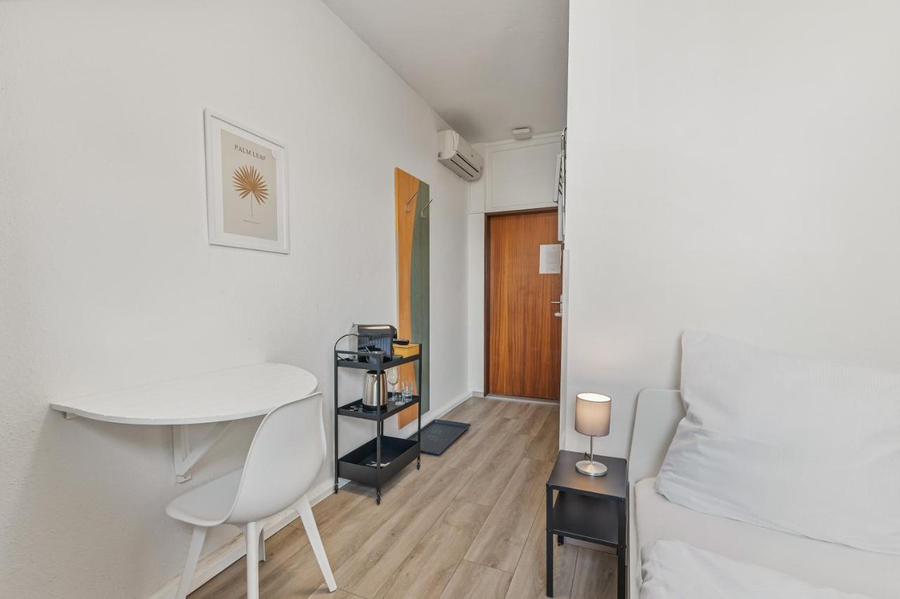 Home2Stay Apartmenthaus Heilbronn City Kitchen Parking Highspeed Wifi Washroom Exterior photo