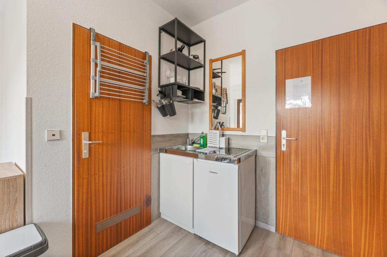 Home2Stay Apartmenthaus Heilbronn City Kitchen Parking Highspeed Wifi Washroom Exterior photo
