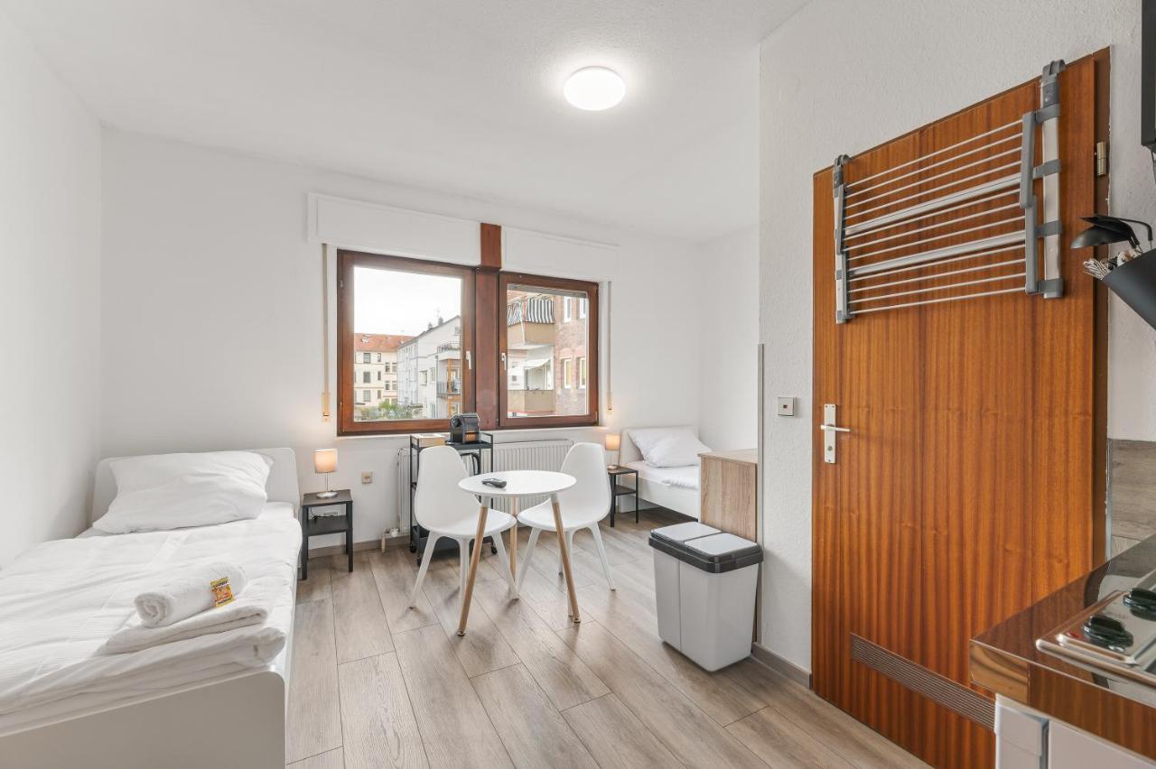 Home2Stay Apartmenthaus Heilbronn City Kitchen Parking Highspeed Wifi Washroom Exterior photo