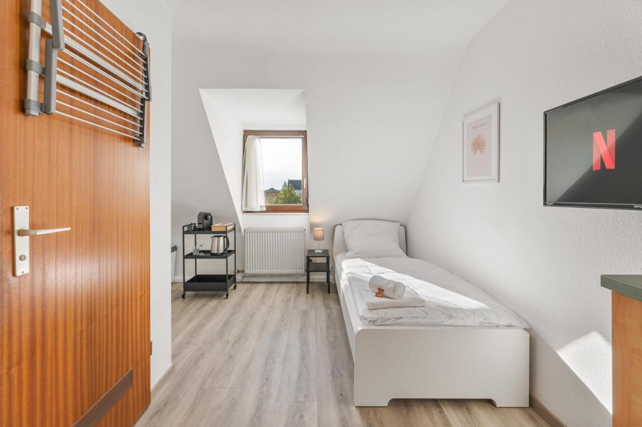 Home2Stay Apartmenthaus Heilbronn City Kitchen Parking Highspeed Wifi Washroom Exterior photo