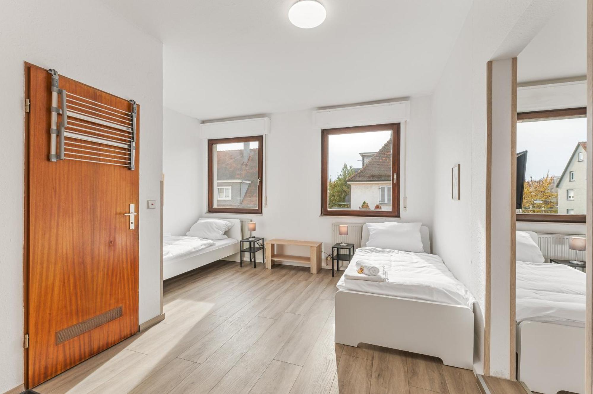 Home2Stay Apartmenthaus Heilbronn City Kitchen Parking Highspeed Wifi Washroom Exterior photo