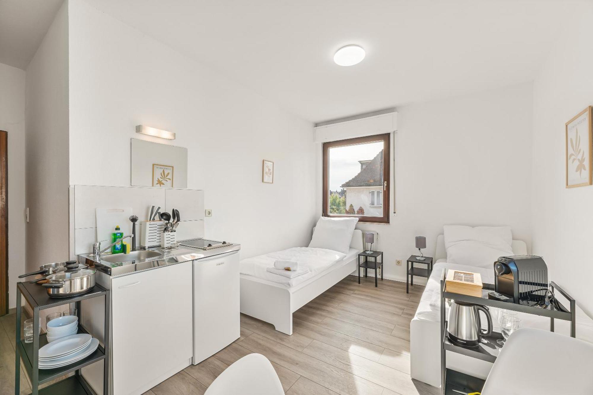 Home2Stay Apartmenthaus Heilbronn City Kitchen Parking Highspeed Wifi Washroom Exterior photo